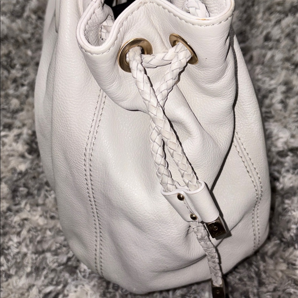 Michael Kors White Leather Tote Bag - Picture 9 of 16